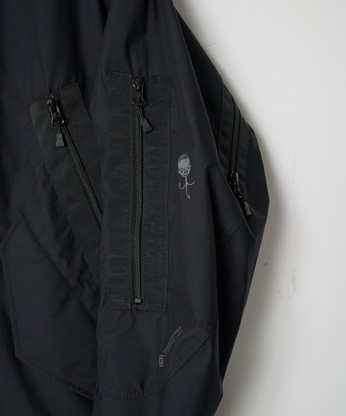ブルゾン アウター 「D-VEC」WINDSTOPPER BY GORE-TEX LABS 30DY/TR2