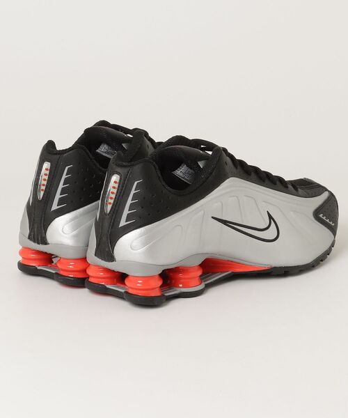 NIKE（ナイキ） スニーカー ショックス R4 メンズ レディース