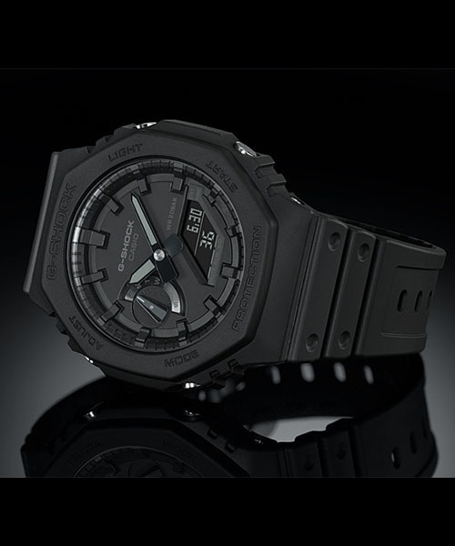 未使用近い G-SHOCK 腕時計 GA-2100 カーボンコアガード G-SHOCK】カーボンコアガード / GA-2100-4AJF （レッド