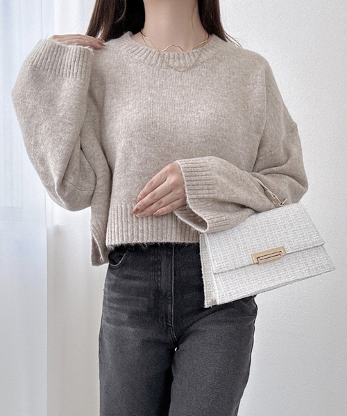 Ada. ニット セーター 袖口ワイドクロップド丈ショートニット