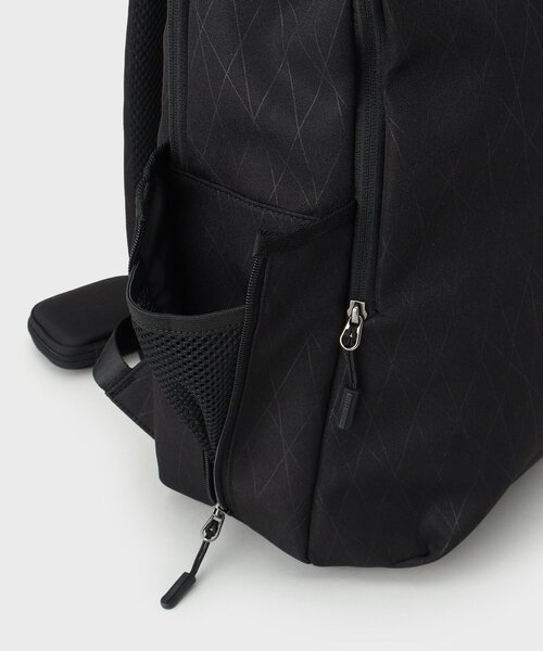 TAKEO KIKUCHI（タケオキクチ） デイバック リュック 「多機能・軽量