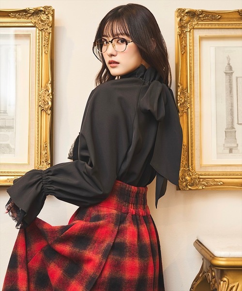 SWINGLE（スウィングル） ブラウス シャツ 「鶴嶋乃愛コラボ」フリル