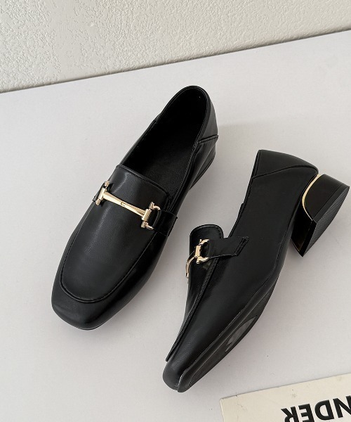 ローファー 「きちんと感、ひとさじの華やぎ。毎日履ける上品