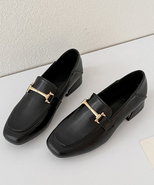 ローファー 「きちんと感、ひとさじの華やぎ。毎日履ける上品