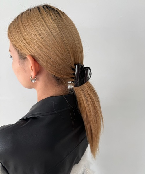 着用なし美品 familiar ハート型 ヘアクリップ SANSeLF（サンセルフ） ヘアクリップ ハート ヘアクリップ ミニマル