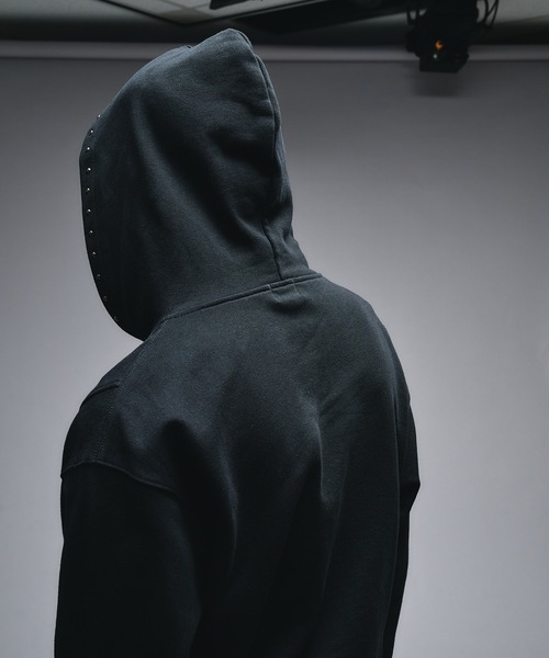 アンダーハンク スタッズデザインジップアップパーカー ブラック M セール】Studs Design Zip-up Parker / スタッズデザインジップアップ