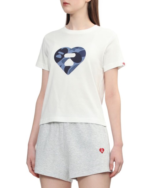 A BATHING APE（アベイシングエイプ） tシャツ BIG CAMO HEART PRINT