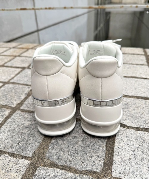 MK MICHEL KLEIN（エムケー ミッシェルクラン） スニーカー MK 軽量