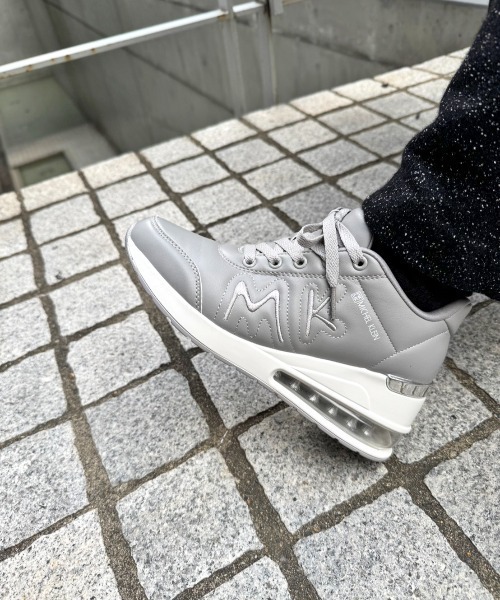 MK MICHEL KLEIN（エムケー ミッシェルクラン） スニーカー MK 軽量