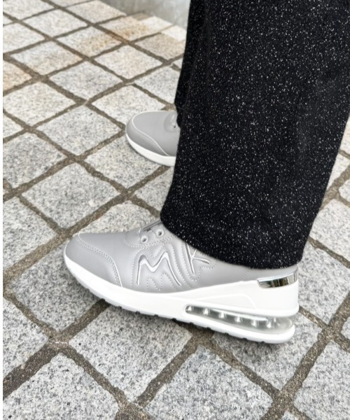 MK MICHEL KLEIN（エムケー ミッシェルクラン） スニーカー MK 軽量