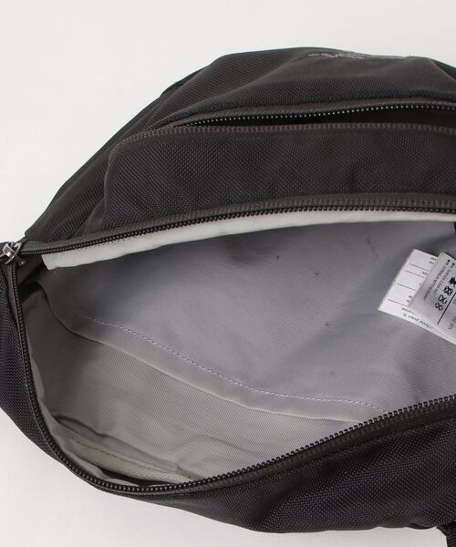 ARC'TERYX（アークテリクス） ワンポイントショルダーバッグ