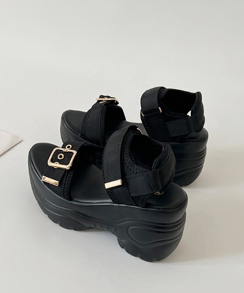 超軽量!お洒落で大活躍♡【CHANEL】ベルクロ サンダル ベルクロ レディース CHANEL(シャネル) - 海外通販のBUYMA
