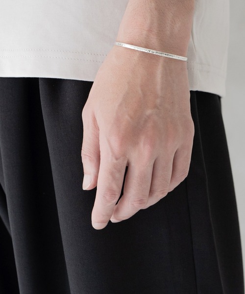 SENTI（センティ） ブレスレット センティ / HAMMERED FINE BANGLE SV