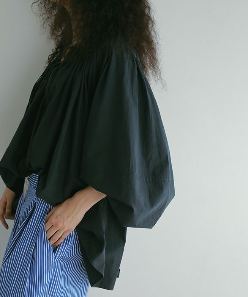 ETRE TOKYO 25SS ハンドタックレースアッププルオーバー ETRE TOKYO ブラウス シャツ ハンドタックレースアッププル