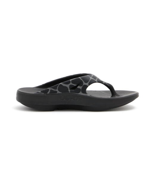 [OOFOS] ウーフォスブラックサンダル★Original Black★男女共用 Men's OOriginal Black Sandal – OOFOSオフィシャルサイト