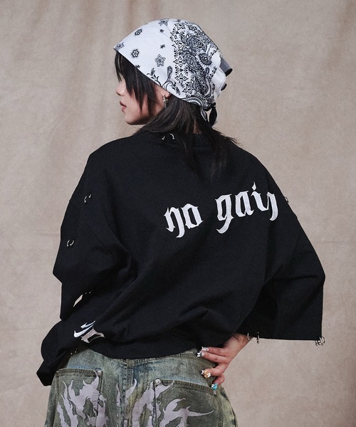 GALFY（ガルフィー） tシャツ GALFY-バチバチピアスTee メンズ