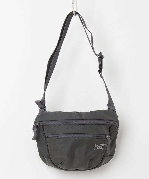 ARC'TERYX（アークテリクス） ショルダーバッグ FREE グレー メンズ