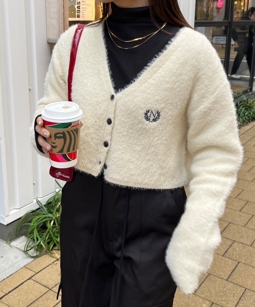 nemne（ネンネ） カーディガン ワンポイント刺繍シャギーニット