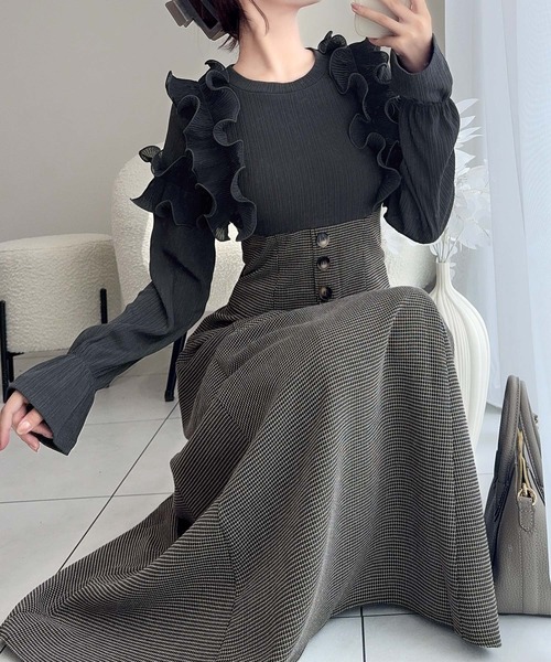 mily bilet ワンピース 「mily bilet」華やかさと上品さを纏うプリーツ