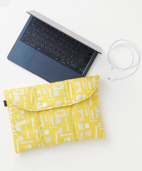 392 plus m タブレットケース tr：the3 quilting clutch bag M