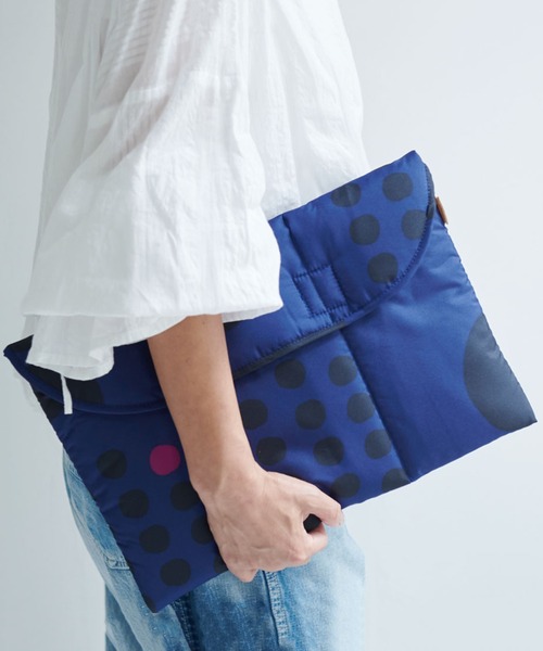 392 plus m タブレットケース tr：the3 quilting clutch bag M