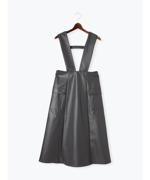 Te chichi TERRASSE ワンピース フェイクレザージャンパースカート