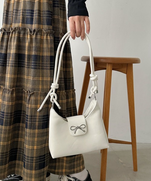 CLEA ショルダーバッグ バッグ 「6色展開」リボンモチーフワンハンドル