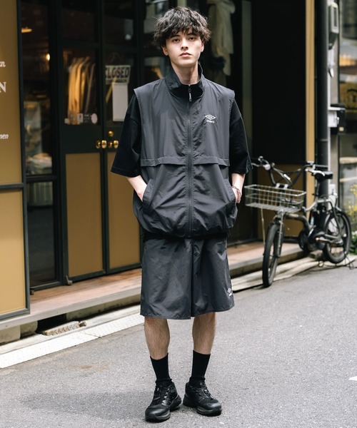 激レアコラボ入手困難 kim jones ×UMBROアンブロ 中綿ベスト M umbro ベスト ジレ UMBRO アンブロ 別注コラボ ルーズシルエット