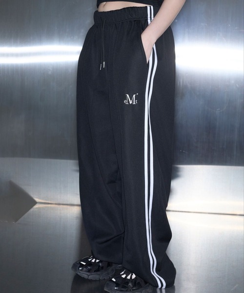 MUCENT（ムセント） パンツ 「UNISEX」MUCENT／サイドラインパンツ