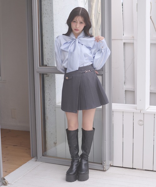 Ambre Neige（アンブルネージュ） スカート gold button pleats mini
