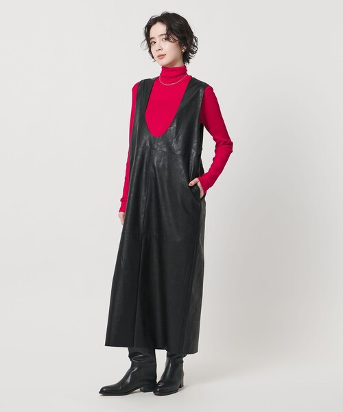 【SACRA/サクラ 】レザーワンピース　美品　ゆったり　Uネック SACRA（サクラ） ワンピース 「SACRA」レザーライク Uネック