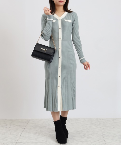 ASTORIA ODIER（アストリアオディール） ワンピース Vネック配色ニット