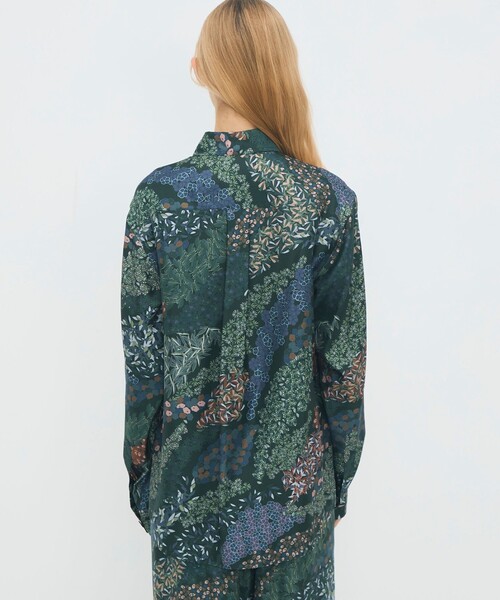 【未使用級】CABaN ボタニカル 花柄 シルク シャツ シェルボタン M 未使用級】CABaN ボタニカル 花柄 シルク シャツ シェルボタン M 2025