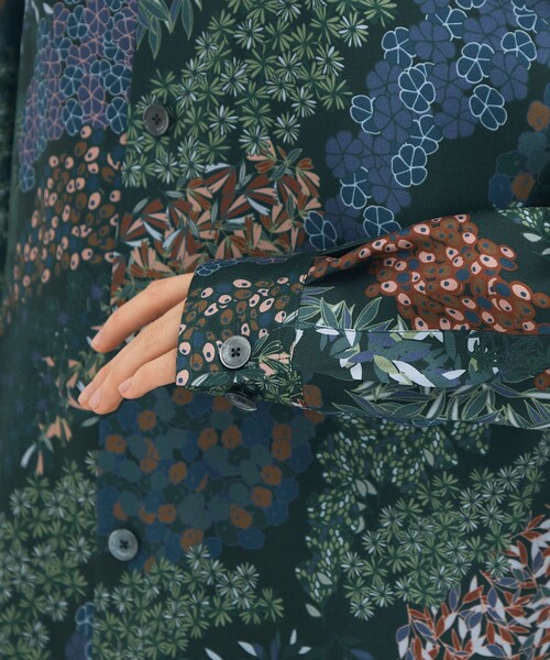 CABaN 花柄 長袖シャツ　シルク100% CABaN 花柄 長袖シャツ シルク100% 新品 CABaN ギャバン シルク シャツ