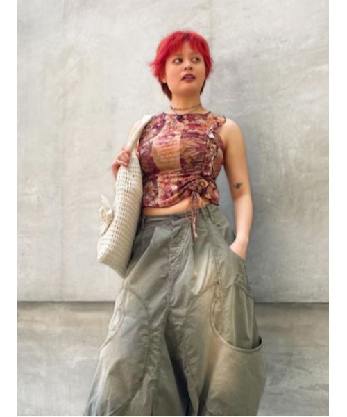 Desigual（デシグアル） tシャツ フラワープリントサイドシャーリング 