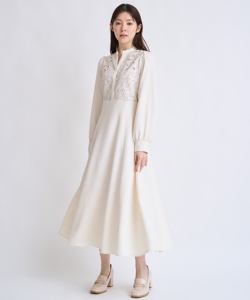 「NOELA」 長袖ワンピース S ベージュ レディースの画像