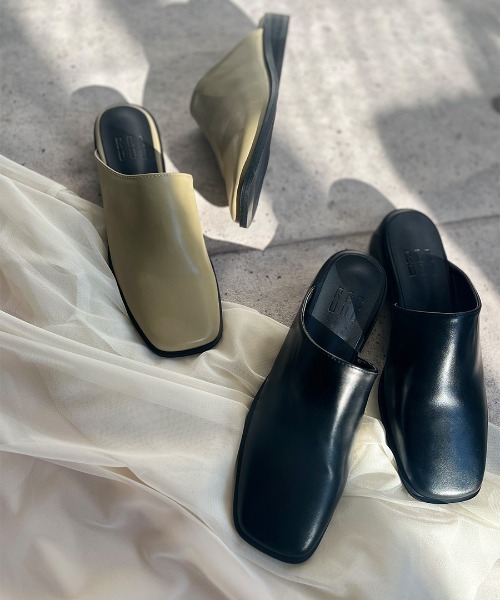 Reurie'（レウリィ） パンプス square toe flat mule / スクエアトゥ