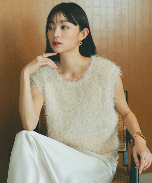 専用　ルーニィ　今季フェザーニットベスト 一点投入で秋らしく Autumn Style｜LOUNIE（ルーニィ）公式