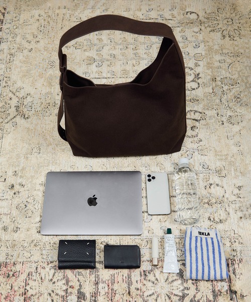 ショルダーバッグ バッグ 「W S（ドゥーブル）」Ultrasuede(R)ホーボーバッグ レディースの画像