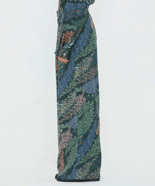 ✨新品•未使用✨CABAN 花柄 ワイドパンツ グリーン CABaN（キャバン） パンツ シルクツイル FLOWER RIVERプリント 2タック