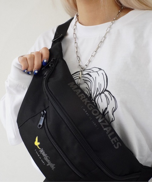 「（What it isNt）ART BY MARKGONZALES」 ショルダーバッグ FREE ブラック×ホワイト メンズ_画像9