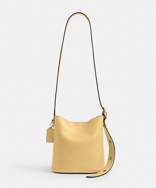 COACH コーチ トートバッグ ブリーカー チャーム付 レザー カーキ A4 COACH コーチ トートバッグ ブリーカー チャーム付 レザー カーキ A4