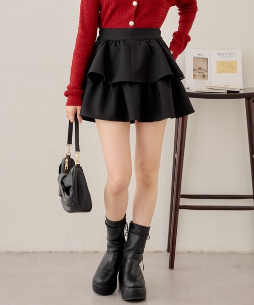 ---Chico--- フレアミニスカート 黒（美品） Chico スカート 「WEB限定再販/ペチパン付」フリルティアード