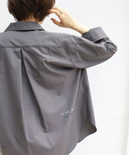 ブラウス シャツ レタリング刺繍シャツ レディース
