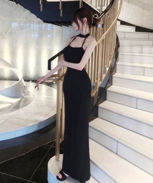 ALLuRing ChaRm ワンピース Halter Neck Strap Dress