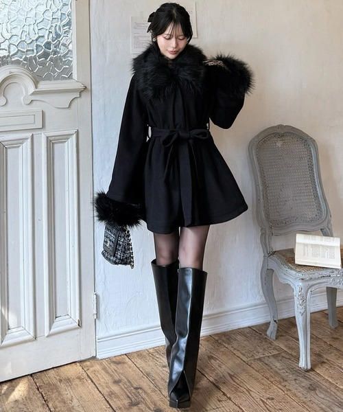 ROYAL PARTY（ロイヤルパーティー） ポンチョ ファー付ポンチョ風