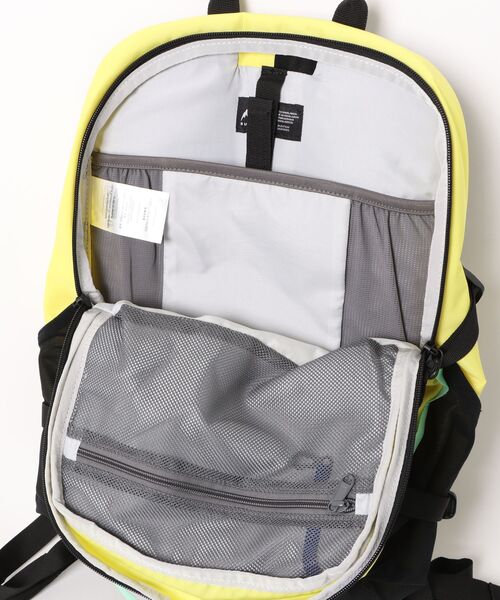 BURTON（バートン） デイバック リュック Day Hiker 22L バックパック