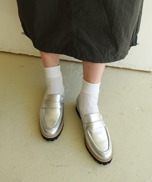 neue diffusion（ノイエ ディフュージョン） ローファー 厚底