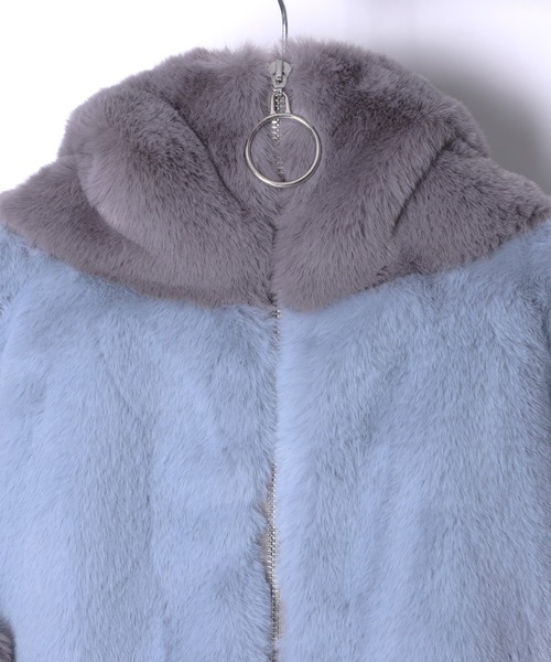 ご*す様 ftiファー付きフードの青いジップアップパーカー、数字プリントデザイン ご*す様 ftiファー付きフードの青いジップアップパーカー、数字