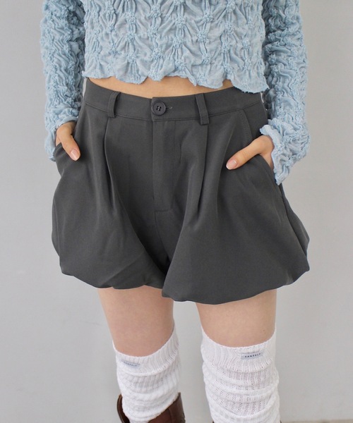 treat ürself サテンバルーンショートパンツ　F ホワイト treat ürself サテンバルーンショートパンツ F ホワイト - メルカリ